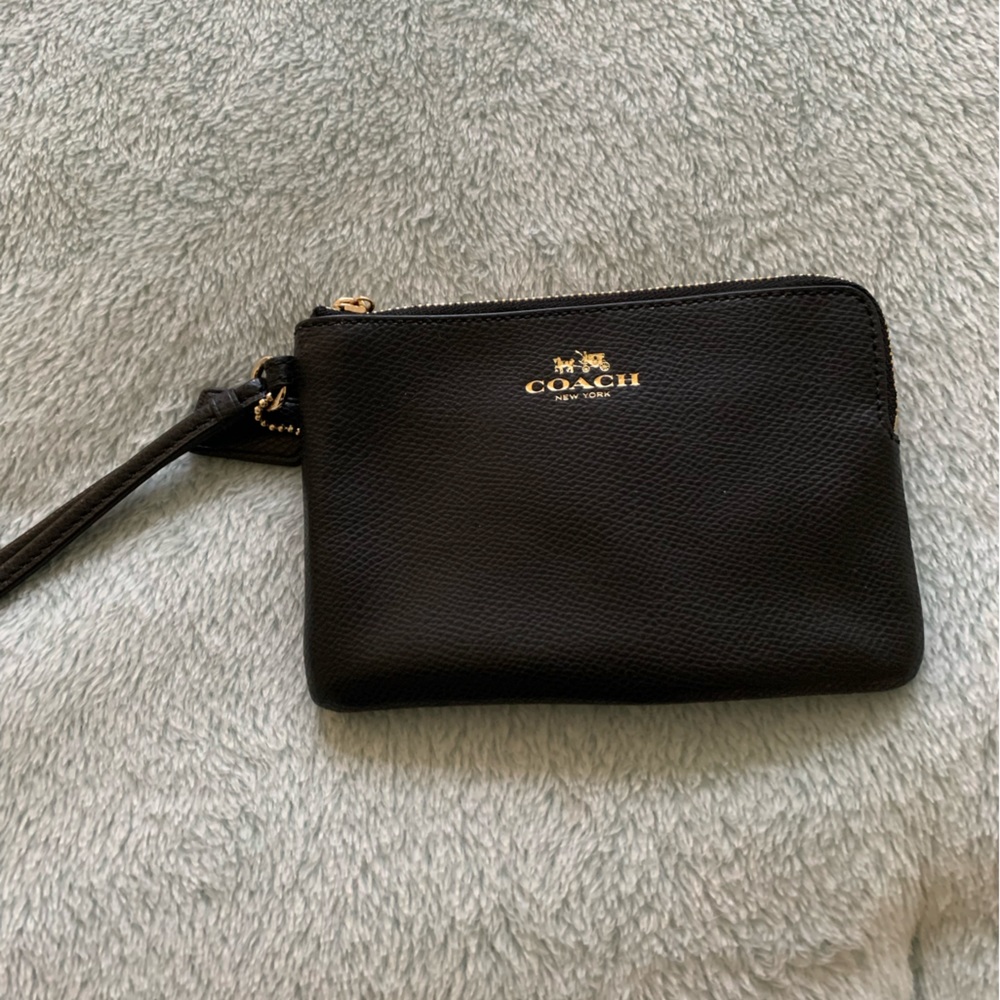 Small Black Leather Coach Wristlet